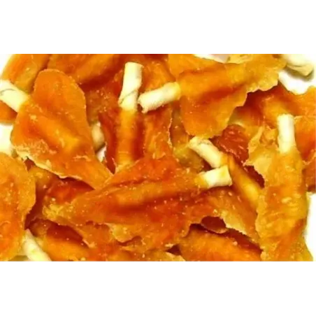 Pamlsek Salač Plátek kuřecí s kalciovou tyčinkou 6 cm 250 g